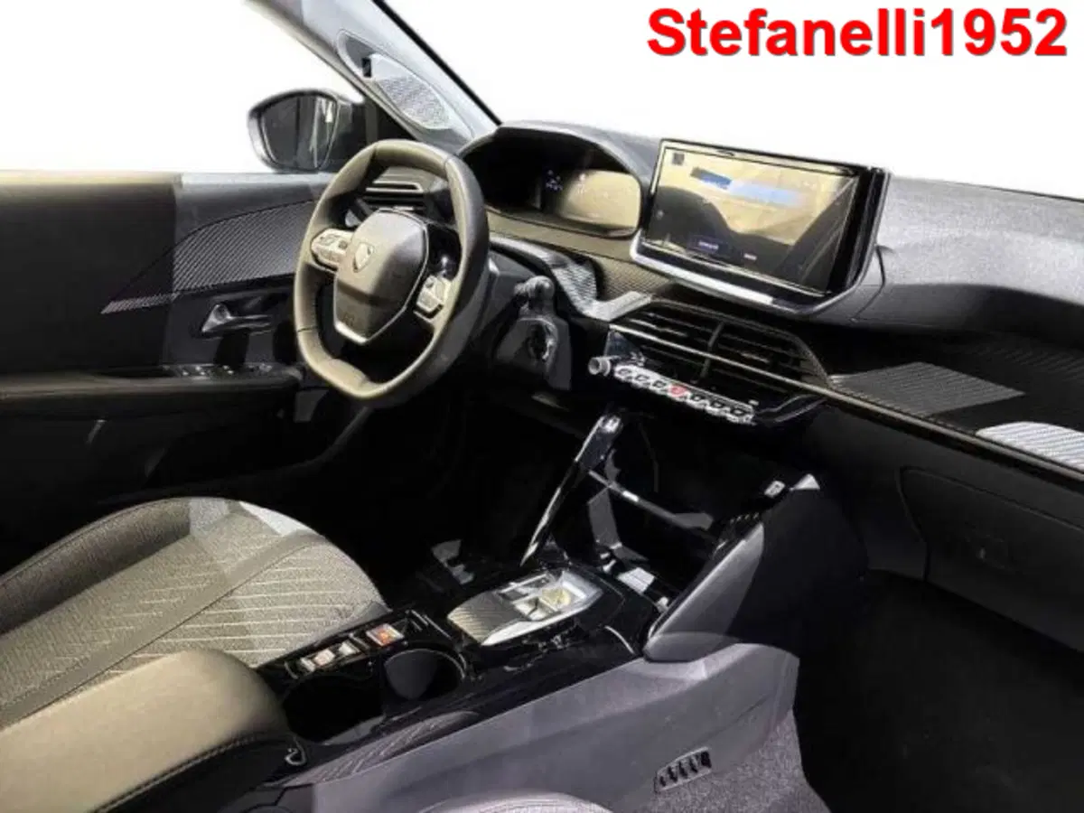 Peugeot 208 nuova a Bologna (15)
