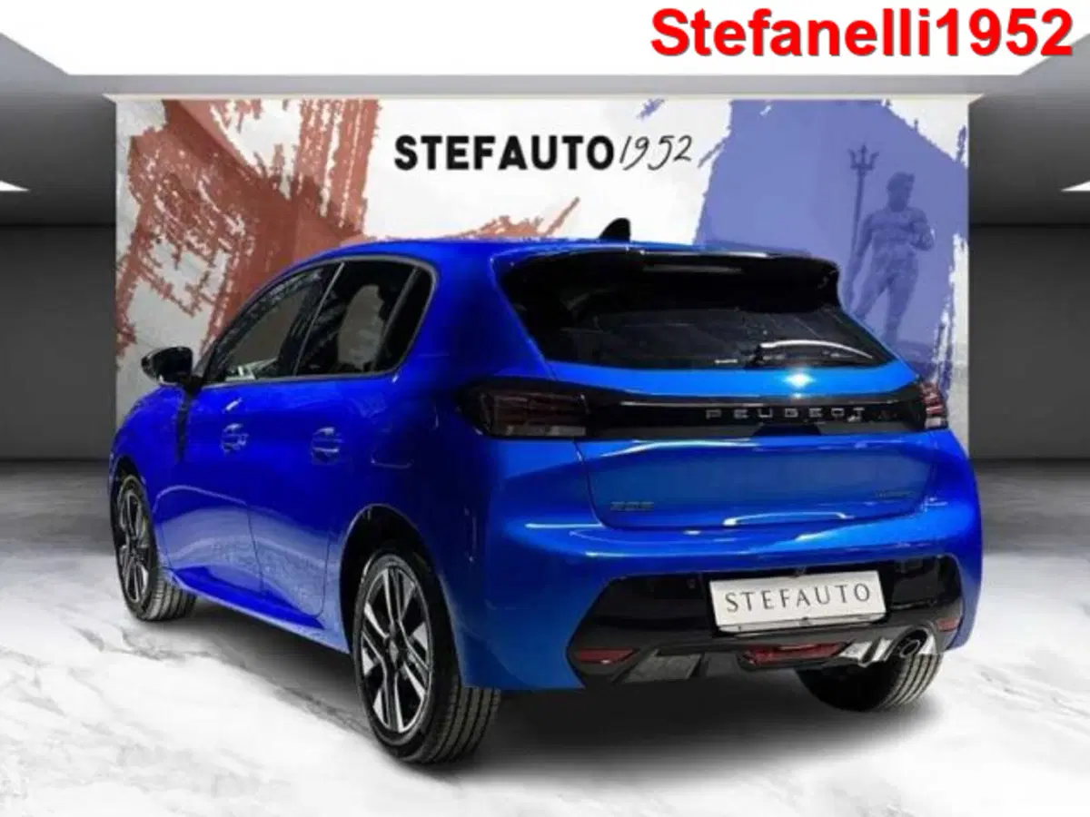 Peugeot 208 nuova a Bologna (5)