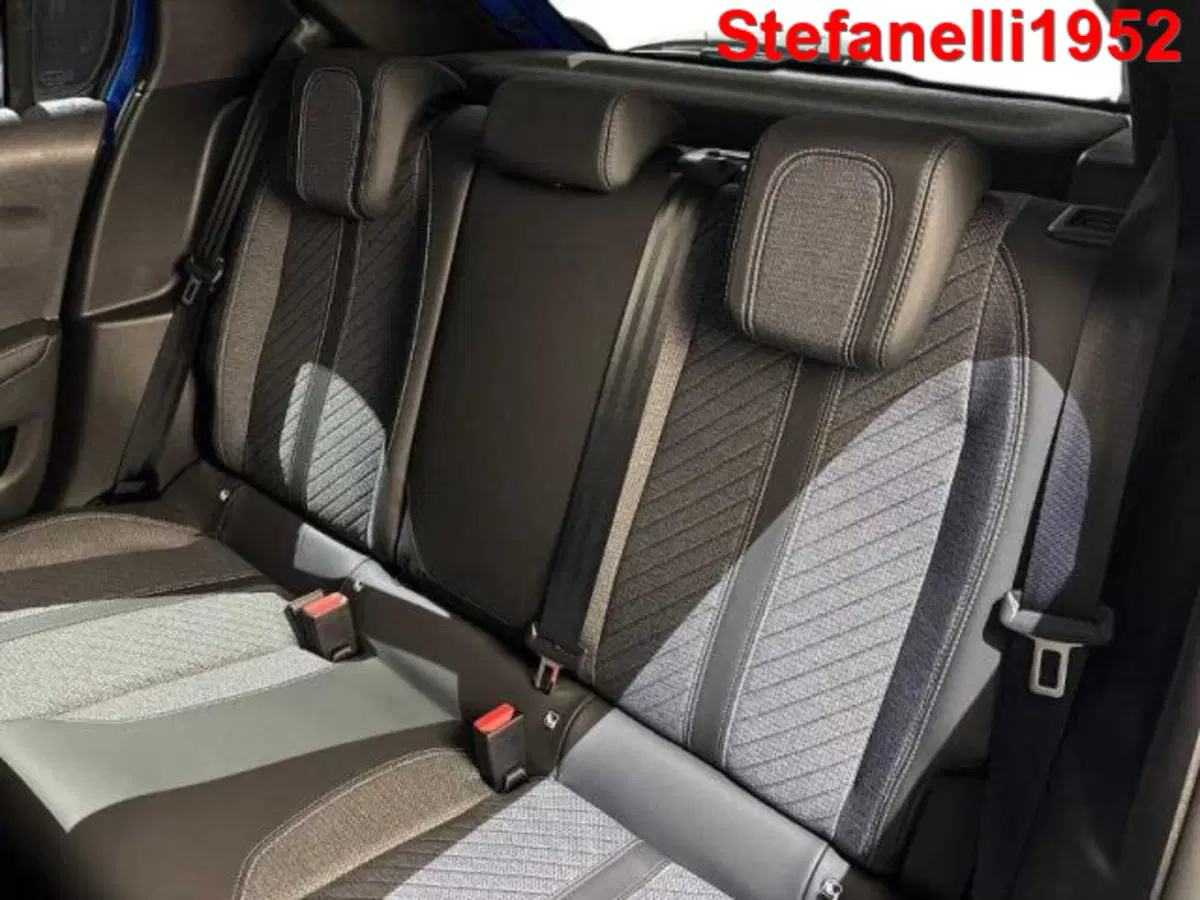 Peugeot 208 nuova a Bologna (9)