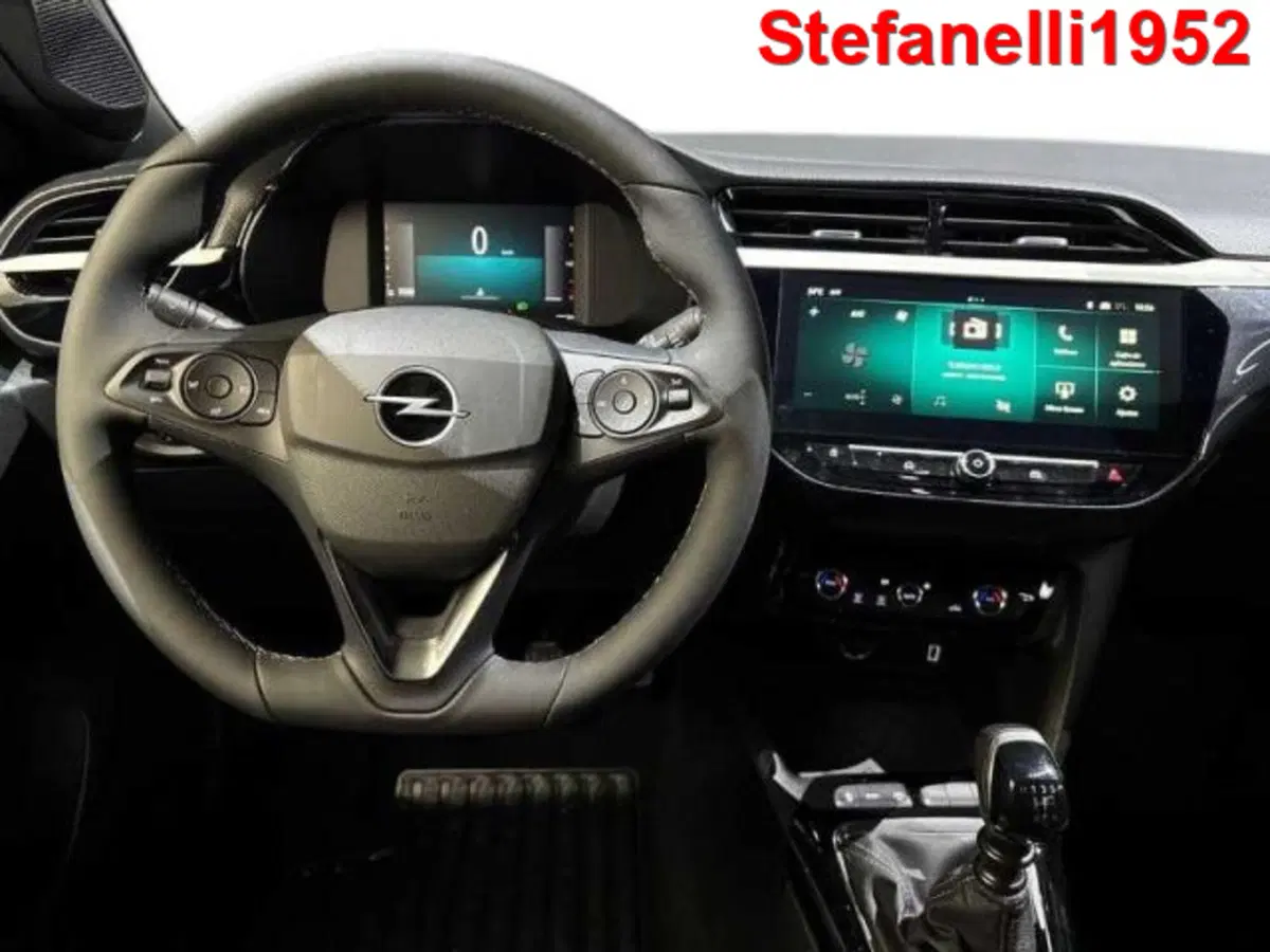 Opel Corsa nuova a Bologna (14)