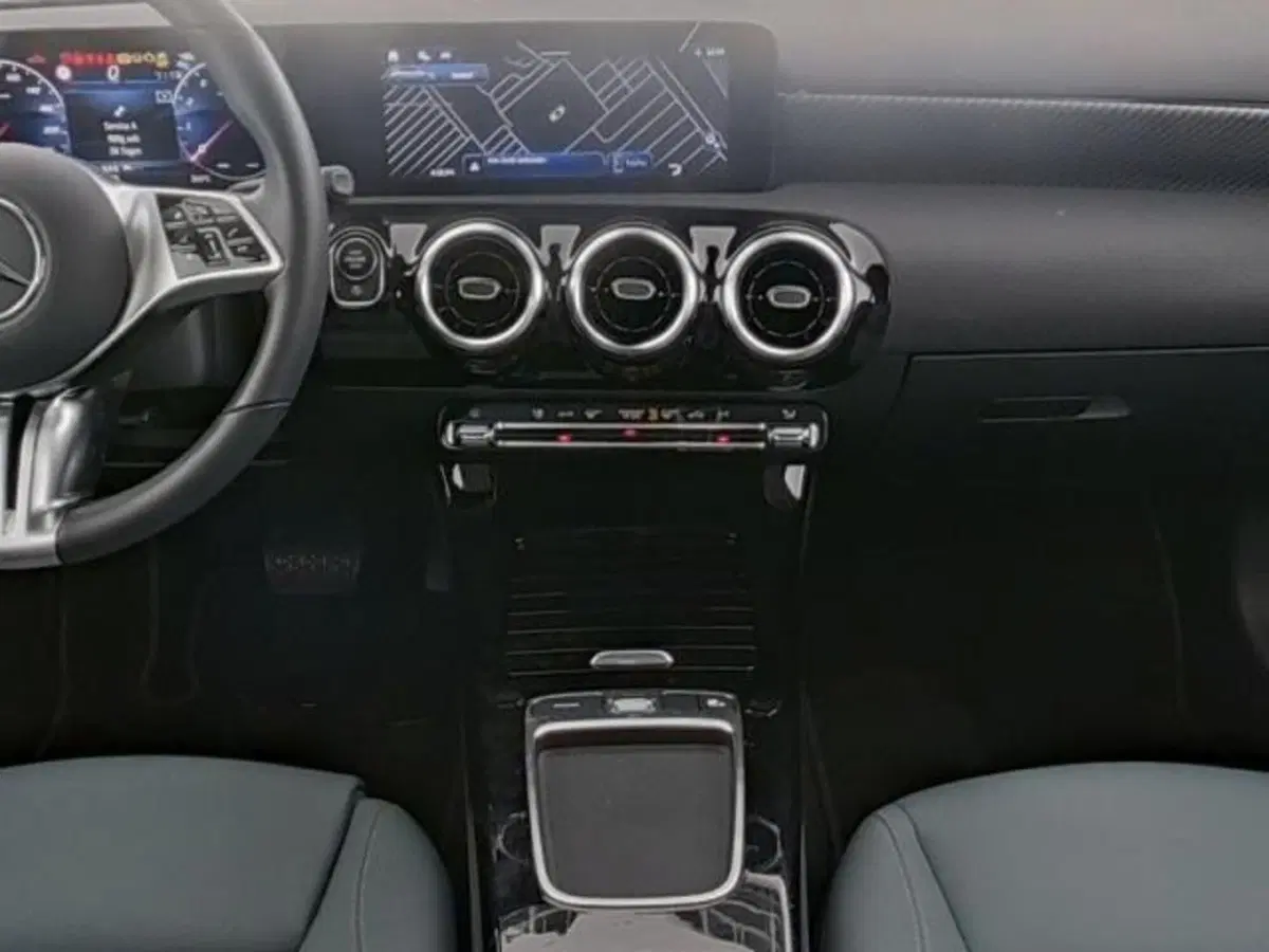 Mercedes-Benz Classe A usata a Milano (6)