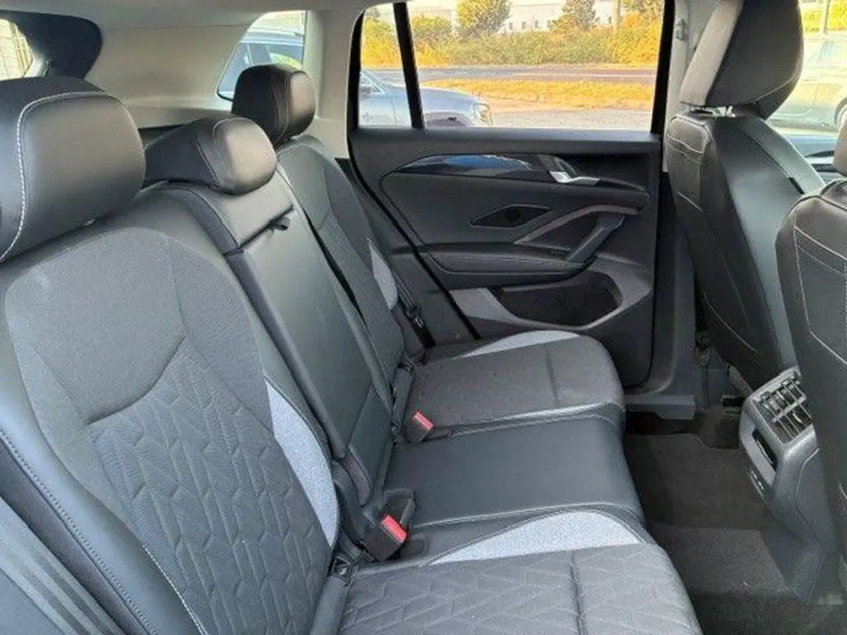 Volkswagen Tiguan usata a Milano (6)
