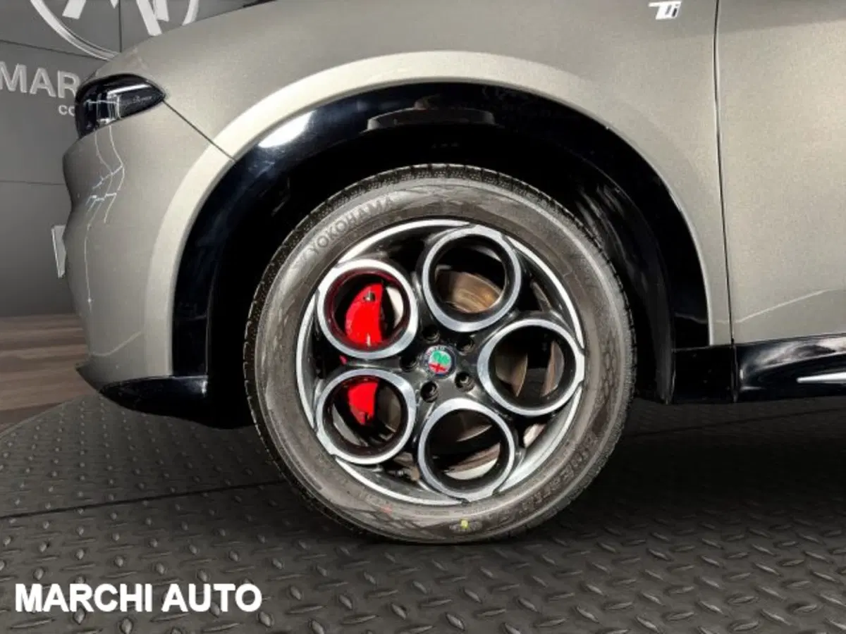 Alfa Romeo Tonale usata a Perugia (9)