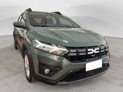 Dacia Sandero Stepway 1.0 tce Expression 90cv cvt del 2023 usata a Empoli