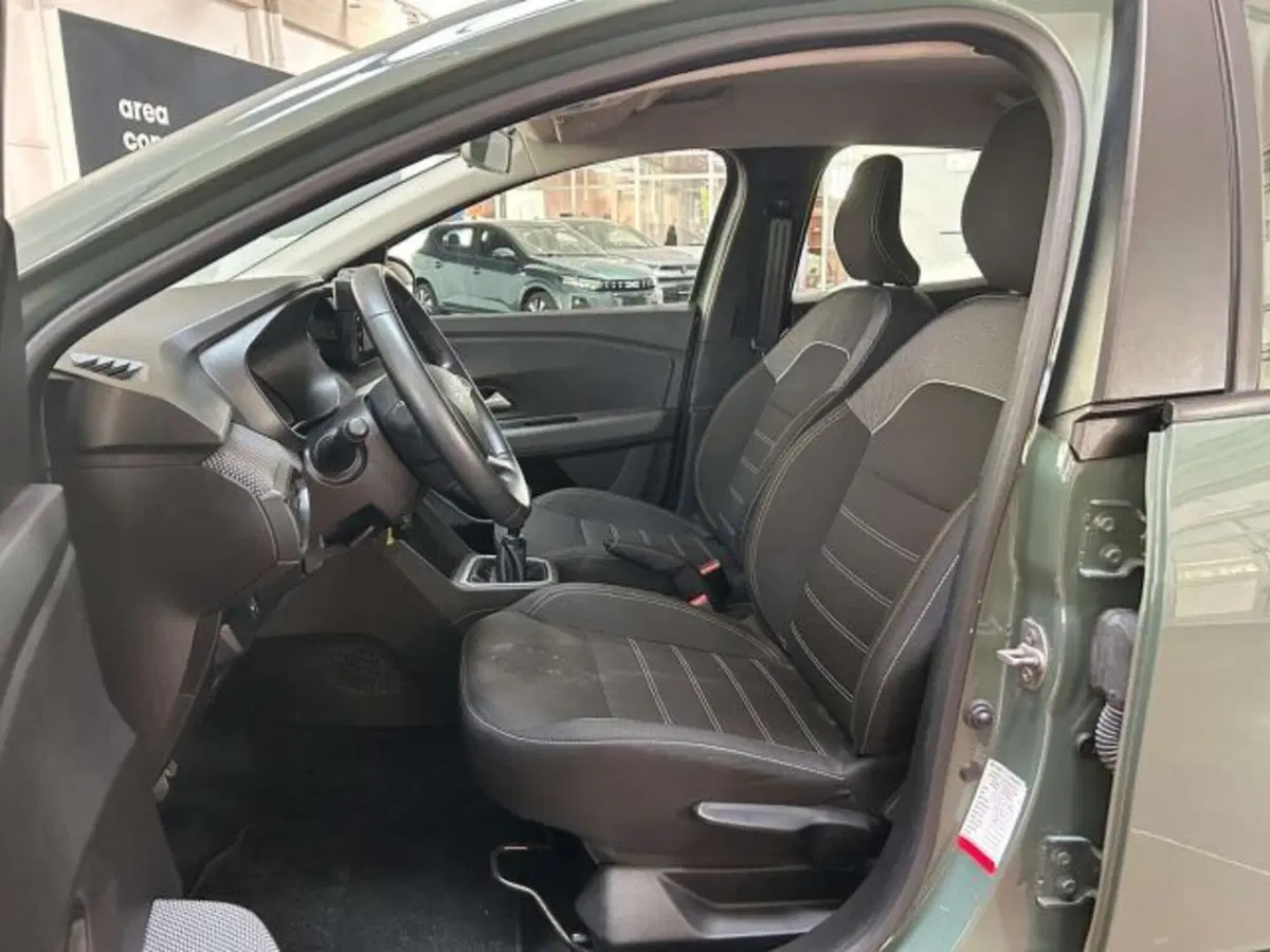 Dacia Sandero Stepway usata a Firenze (10)