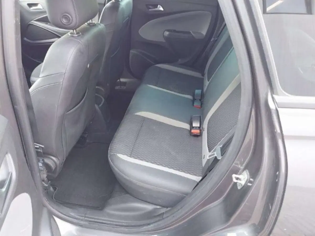 Opel Crossland X usata a Firenze (8)