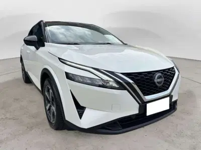 Nissan Qashqai 1.3 mhev N-Connecta 4wd 158cv xtronic del 2023 usata a Empoli