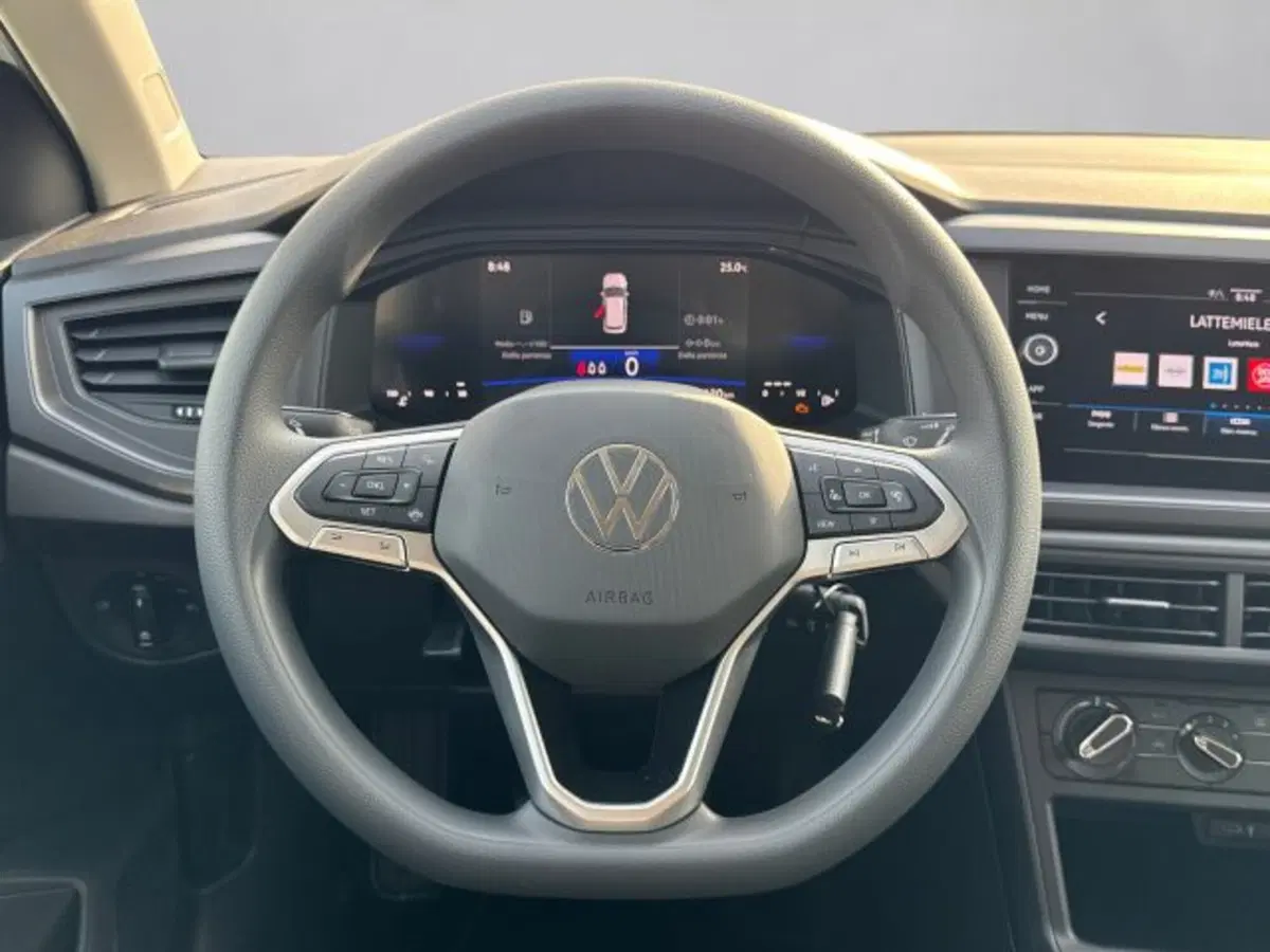 Volkswagen Polo nuova a Vicenza (9)
