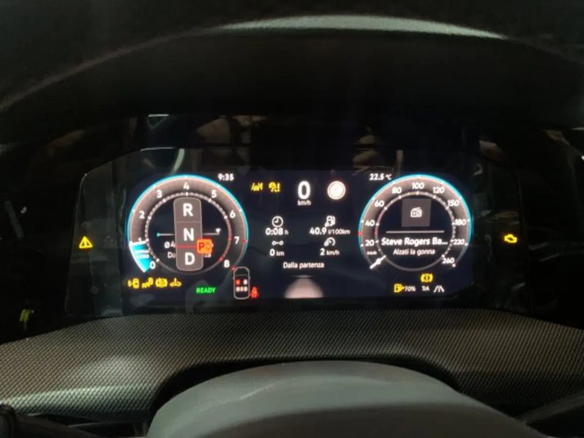 Volkswagen Golf Variant nuova a Vicenza (14)
