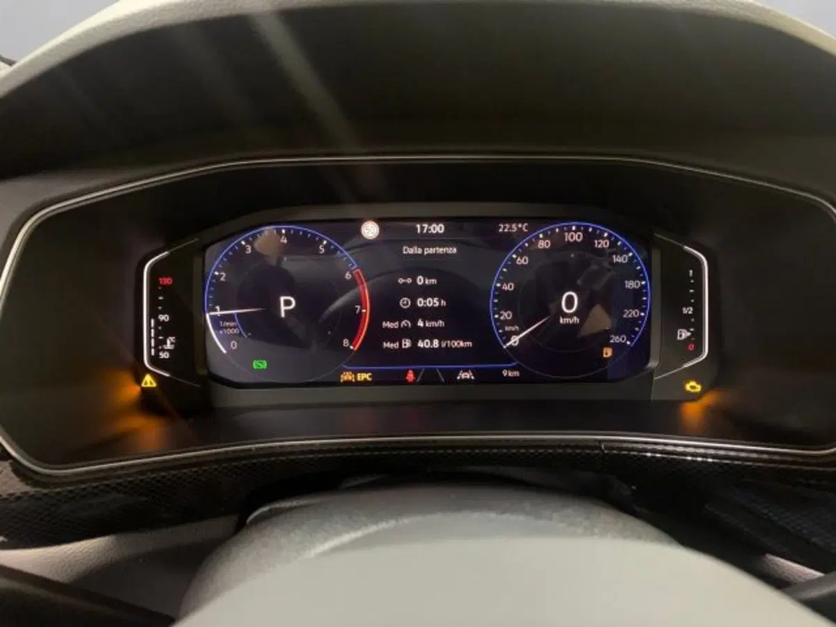 Volkswagen T-Cross nuova a Vicenza (14)