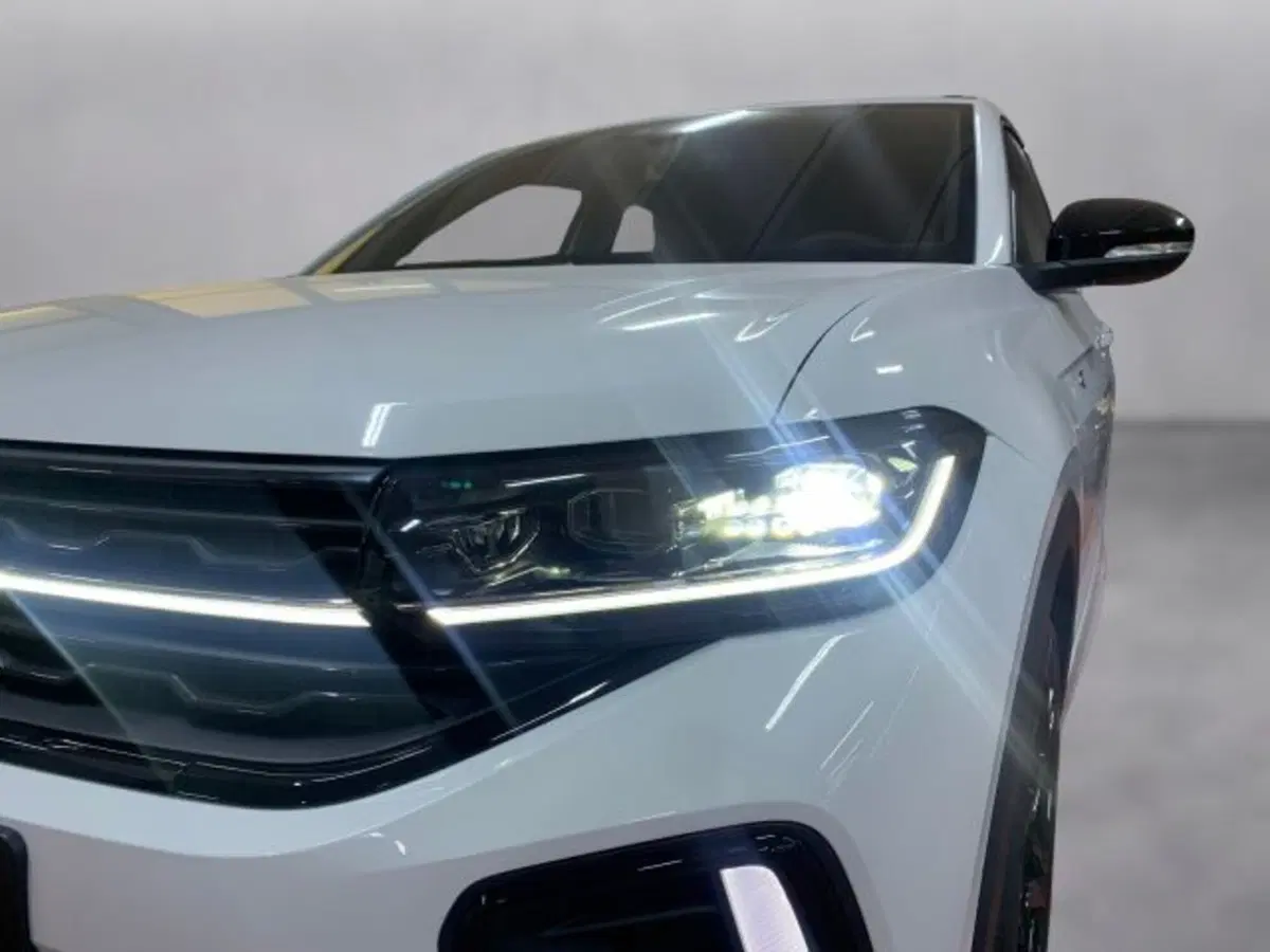 Volkswagen T-Cross nuova a Vicenza (19)