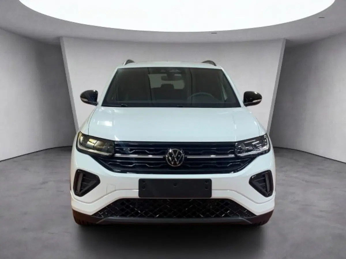 Volkswagen T-Cross nuova a Vicenza (2)
