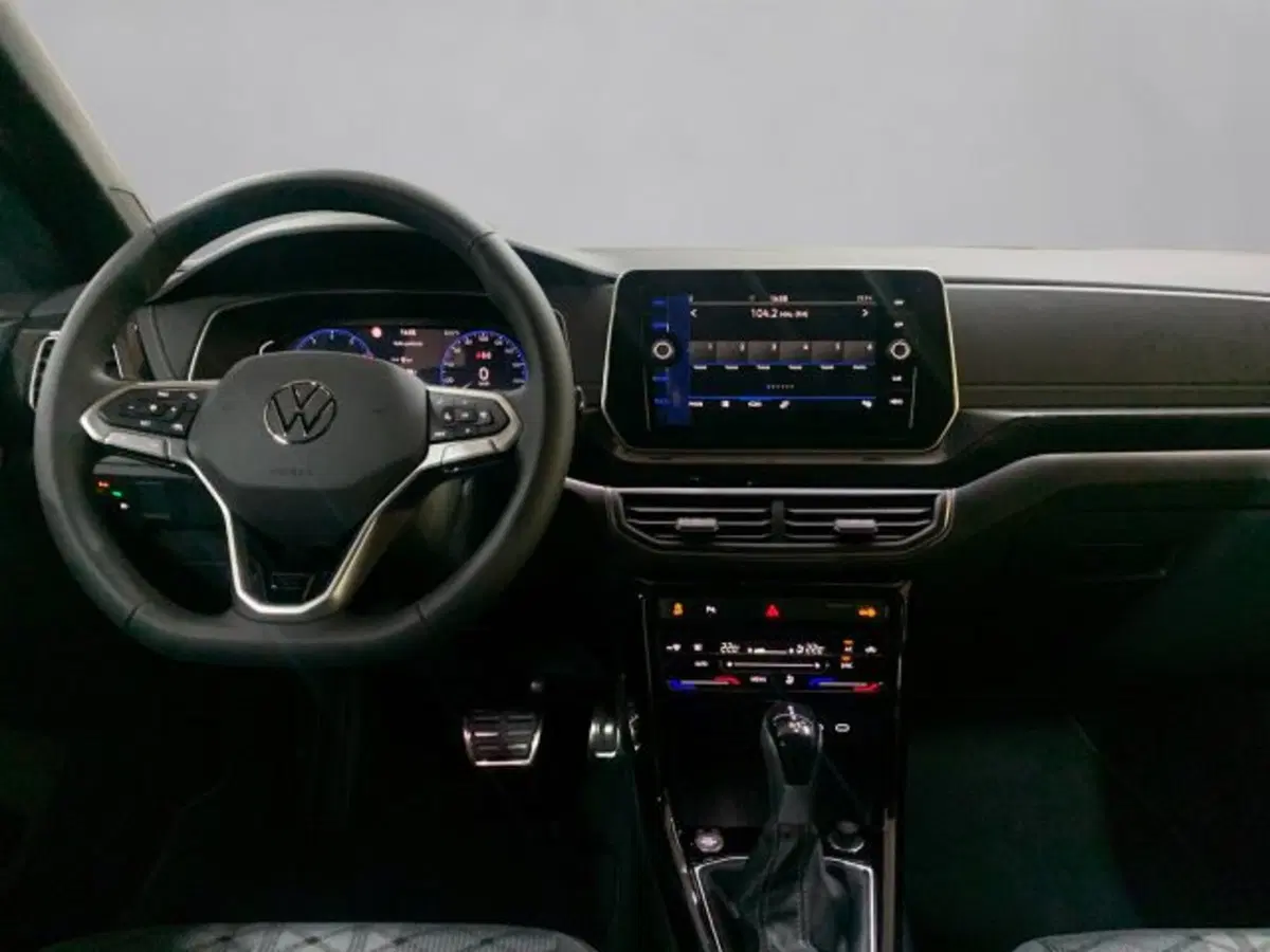 Volkswagen T-Cross nuova a Vicenza (8)