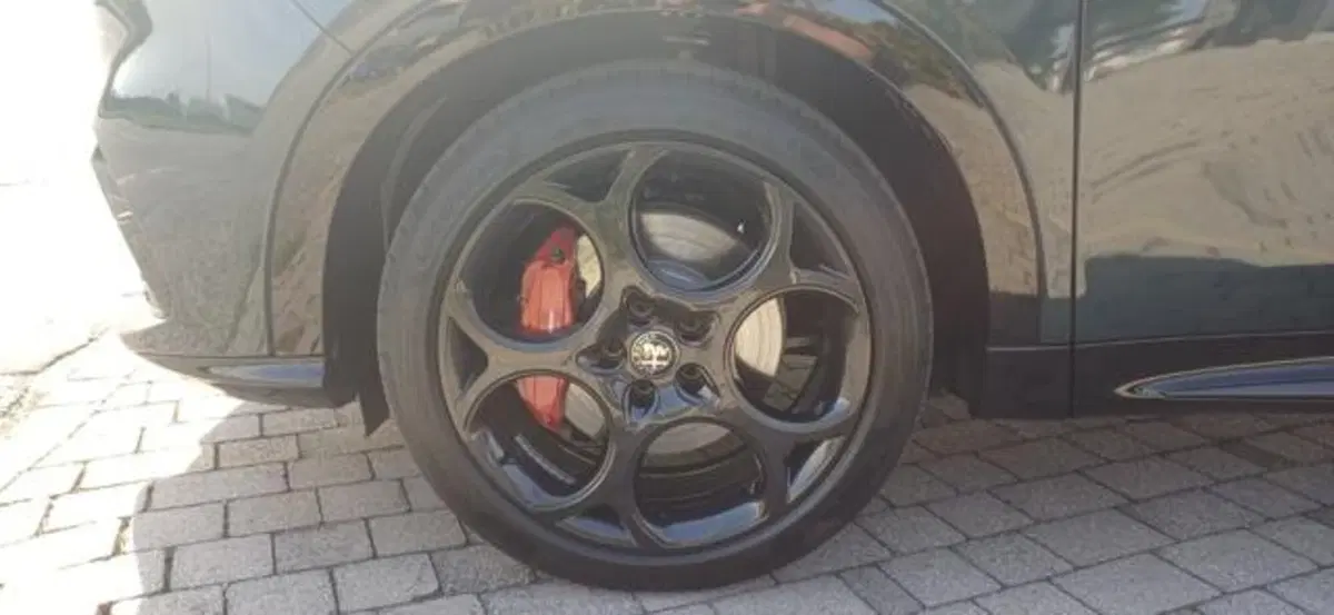 Alfa Romeo Tonale nuova a Padova (8)