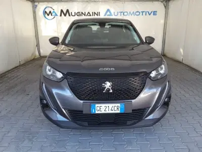 Peugeot 2008 PureTech 130 S&S Active Pack del 2021 usata a Firenze