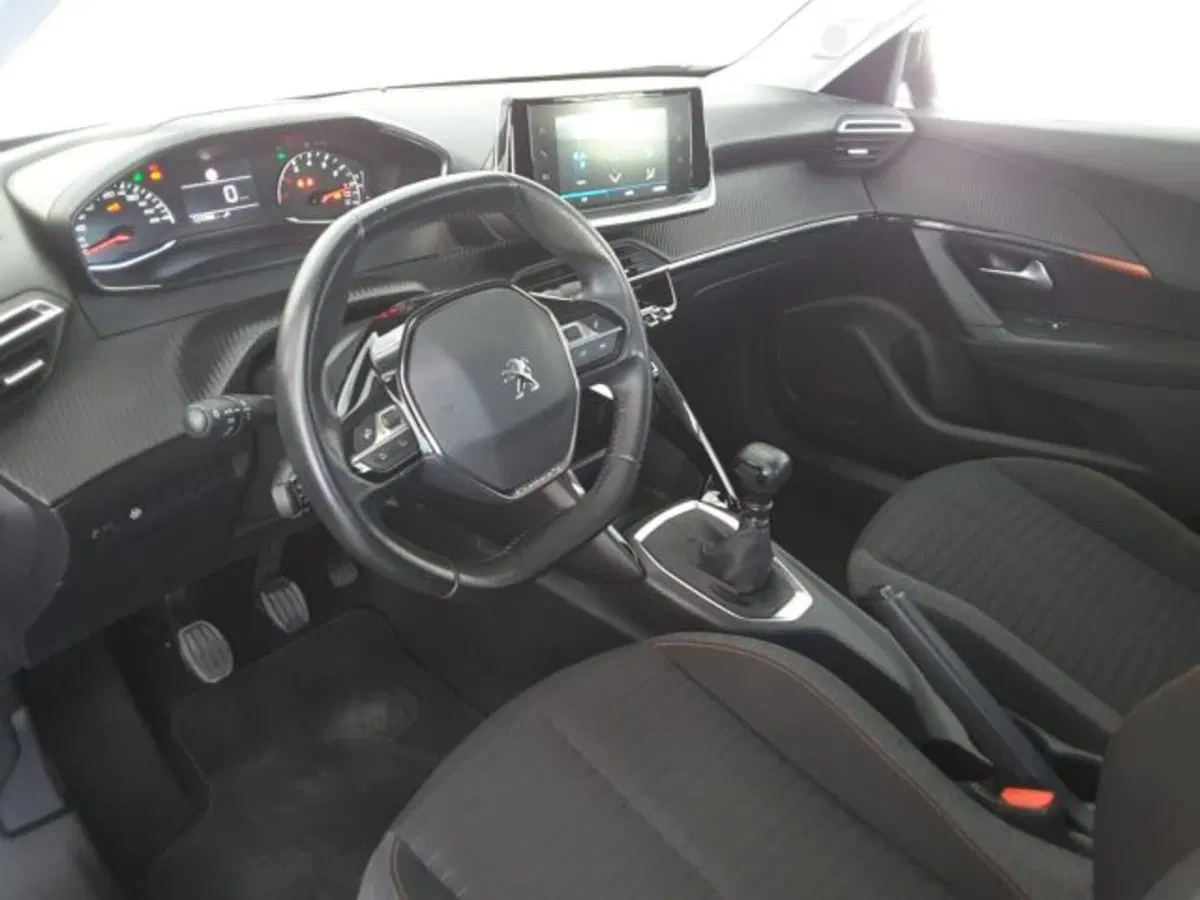 Peugeot 2008 usata a Firenze (6)