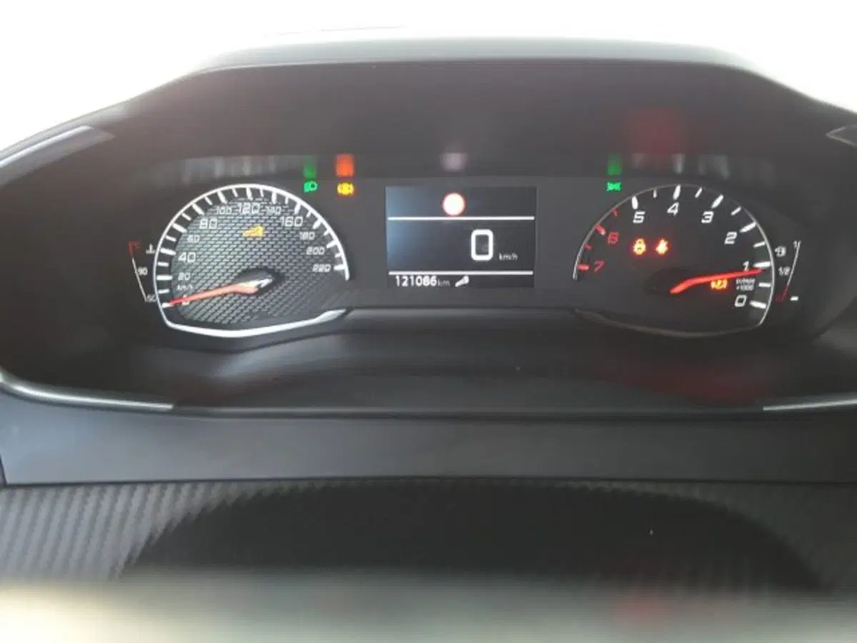 Peugeot 2008 usata a Firenze (7)