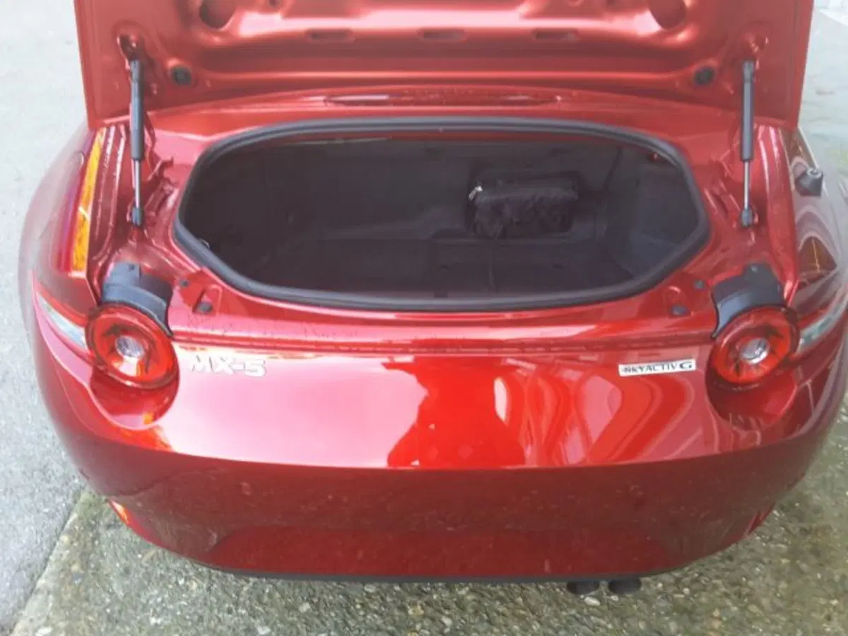 Mazda MX-5 nuova a Firenze (7)