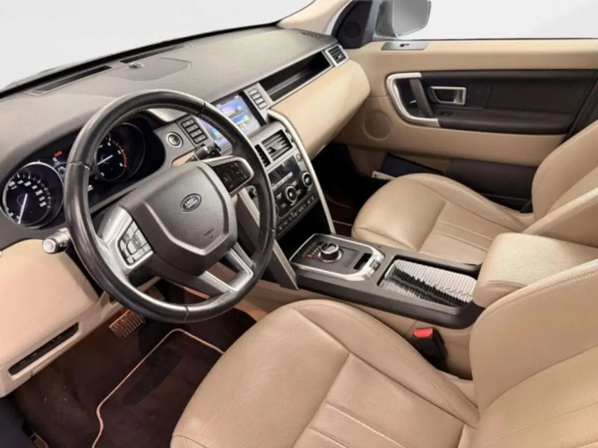 Land Rover Discovery Sport usata a Siena (10)