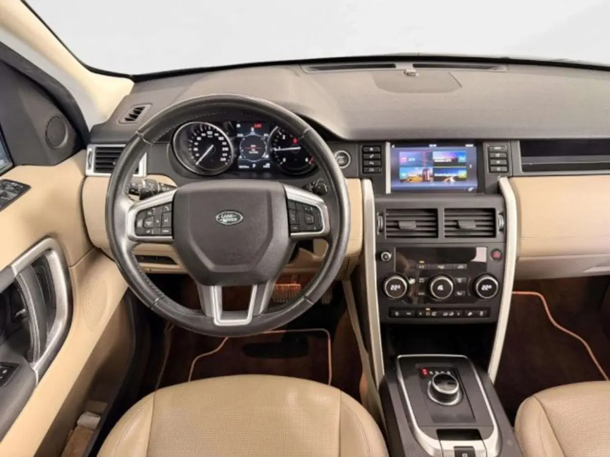 Land Rover Discovery Sport usata a Siena (11)
