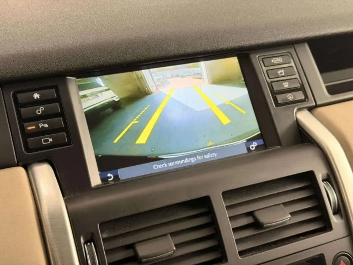 Land Rover Discovery Sport usata a Siena (13)