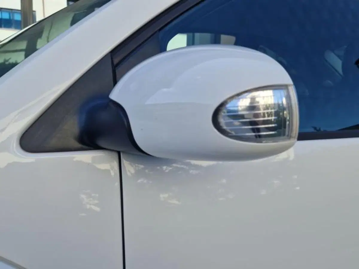 Volkswagen New Beetle usata a Salerno (10)