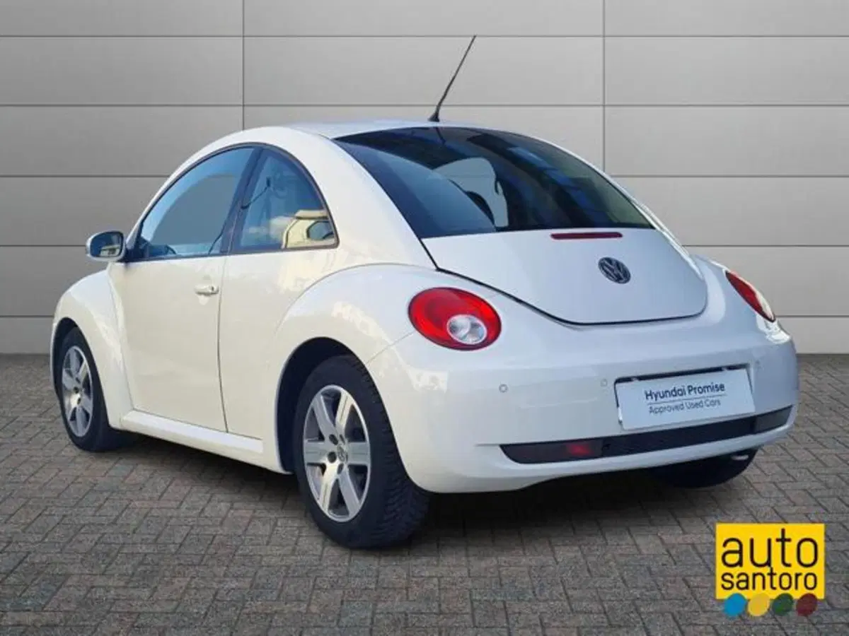 Volkswagen New Beetle usata a Salerno (6)