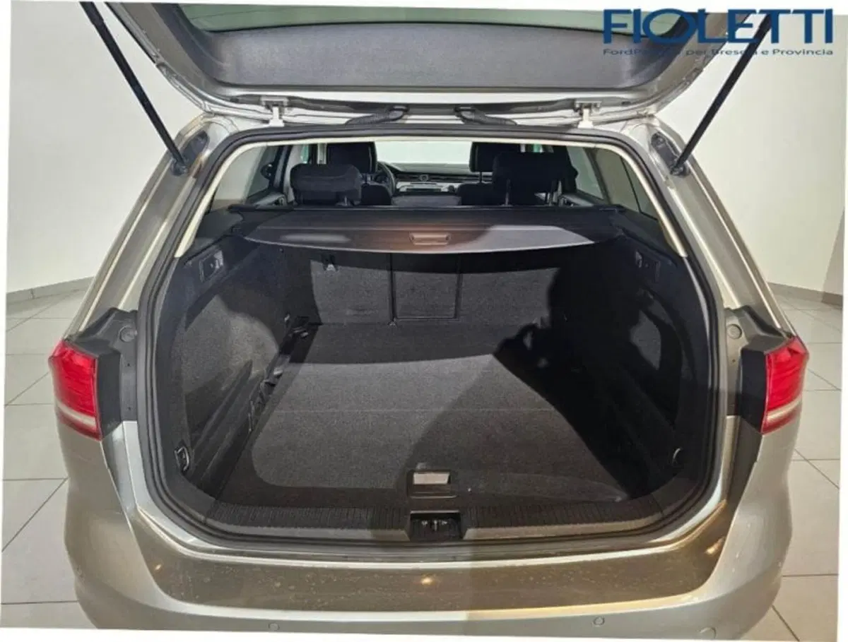 Volkswagen Passat Variant usata a Brescia (14)