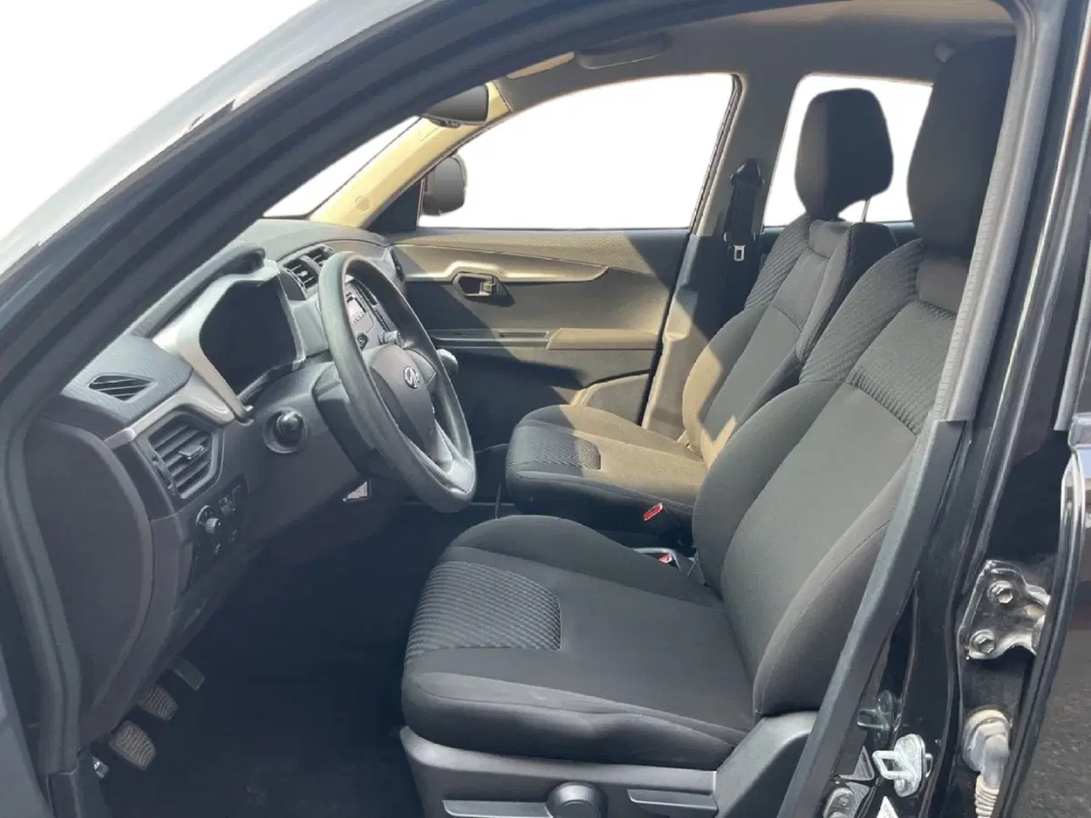 Mahindra KUV100 usata a Torino (8)