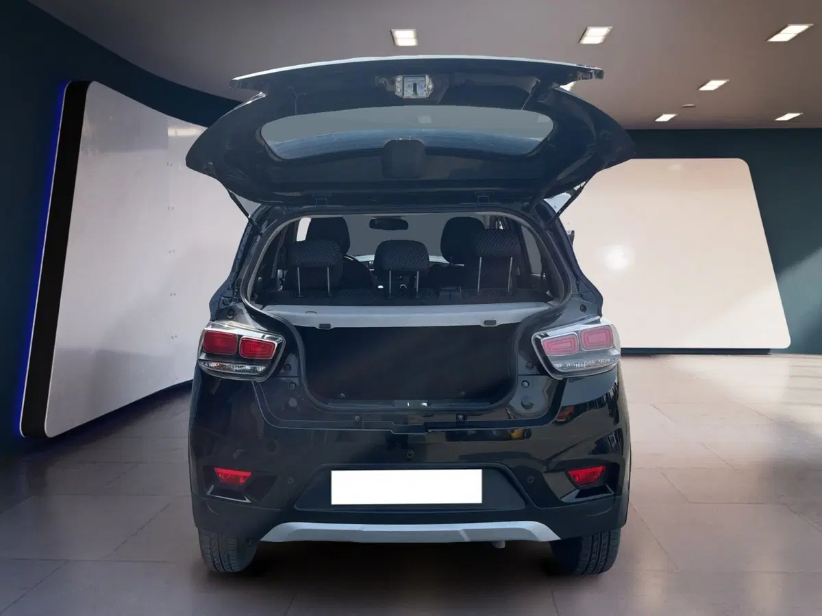 Mahindra KUV100 usata a Torino (9)
