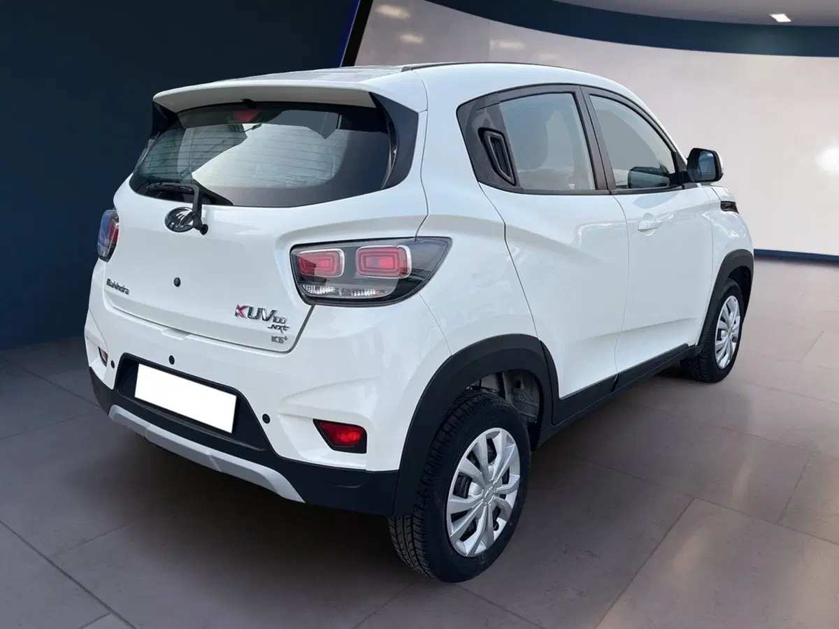 Mahindra KUV100 usata a Torino (4)