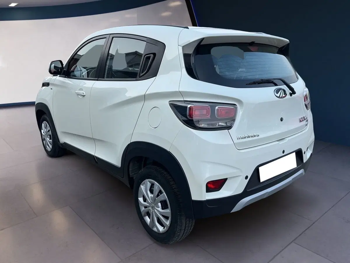 Mahindra KUV100 usata a Torino (6)