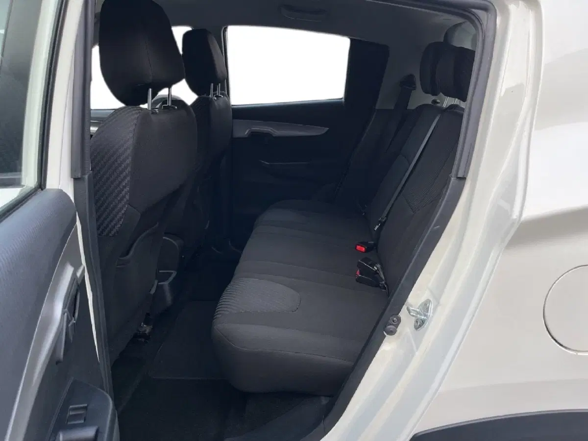 Mahindra KUV100 usata a Torino (7)