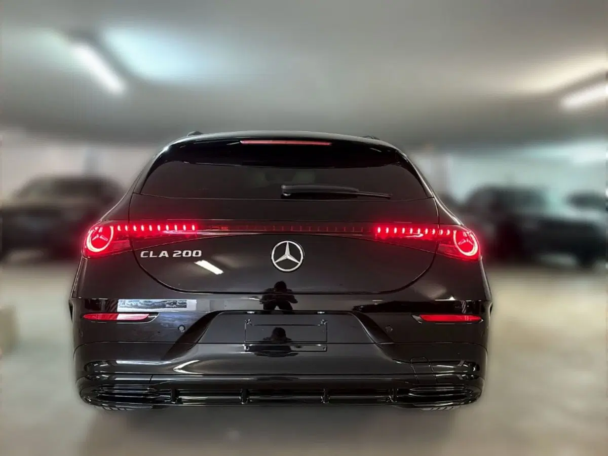 Mercedes-Benz CLA Shooting Brake nuova a Firenze (5)