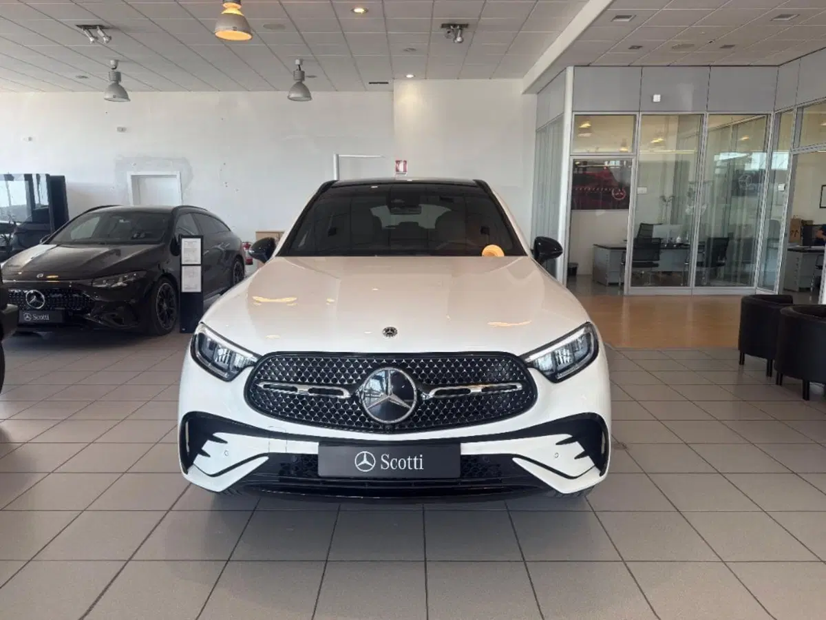 Mercedes-Benz GLC Coupé nuova a Firenze