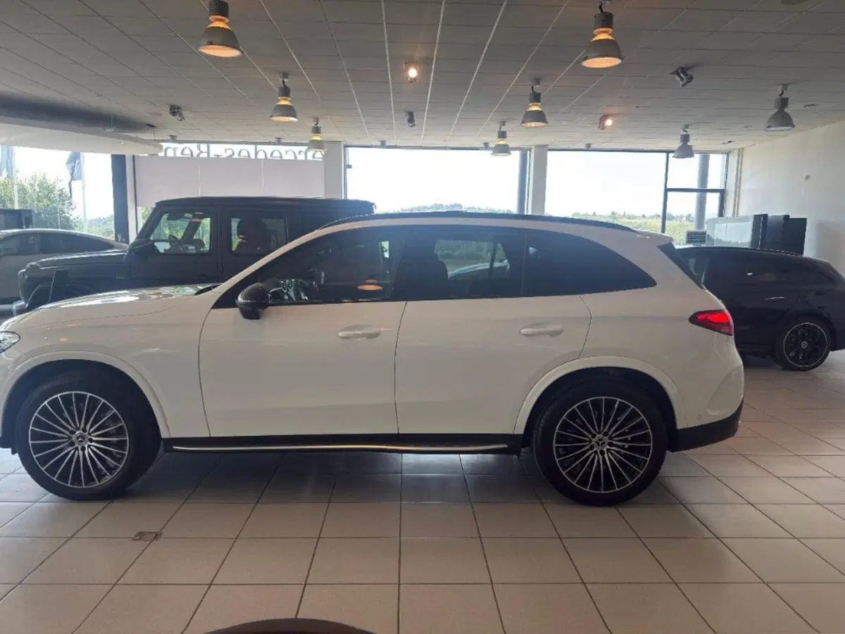 Mercedes-Benz GLC Coupé nuova a Firenze (6)