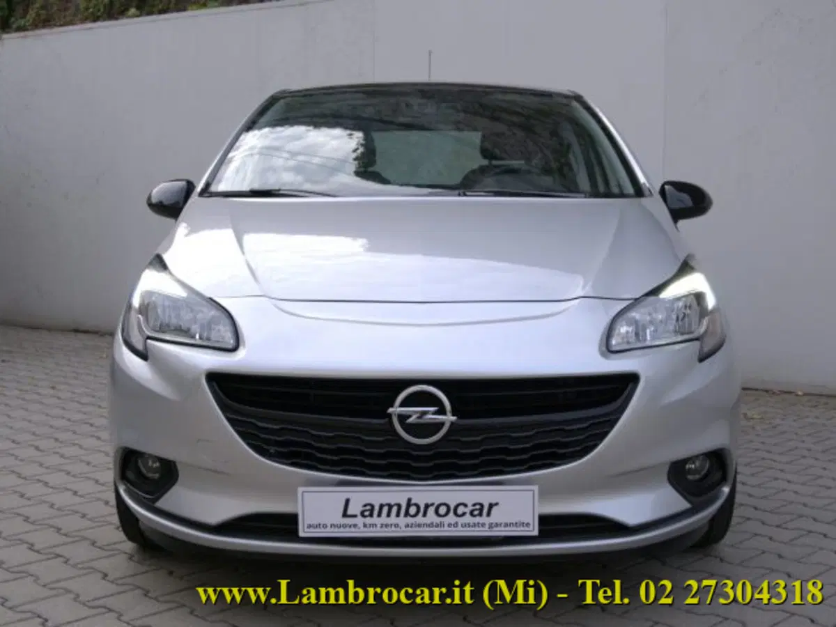 Opel Corsa usata a Milano (13)