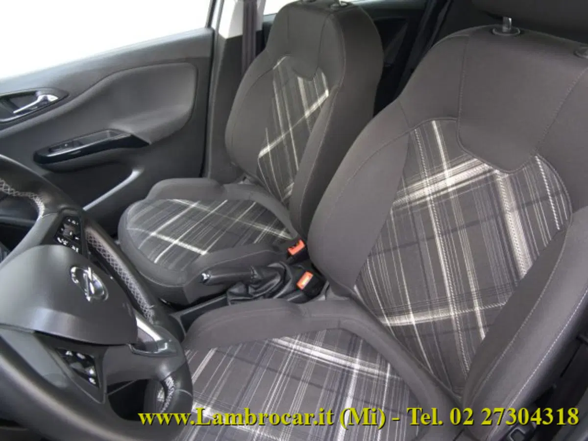 Opel Corsa usata a Milano (4)