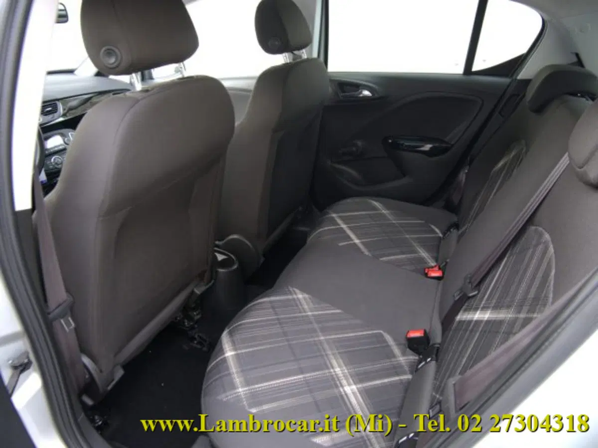 Opel Corsa usata a Milano (5)