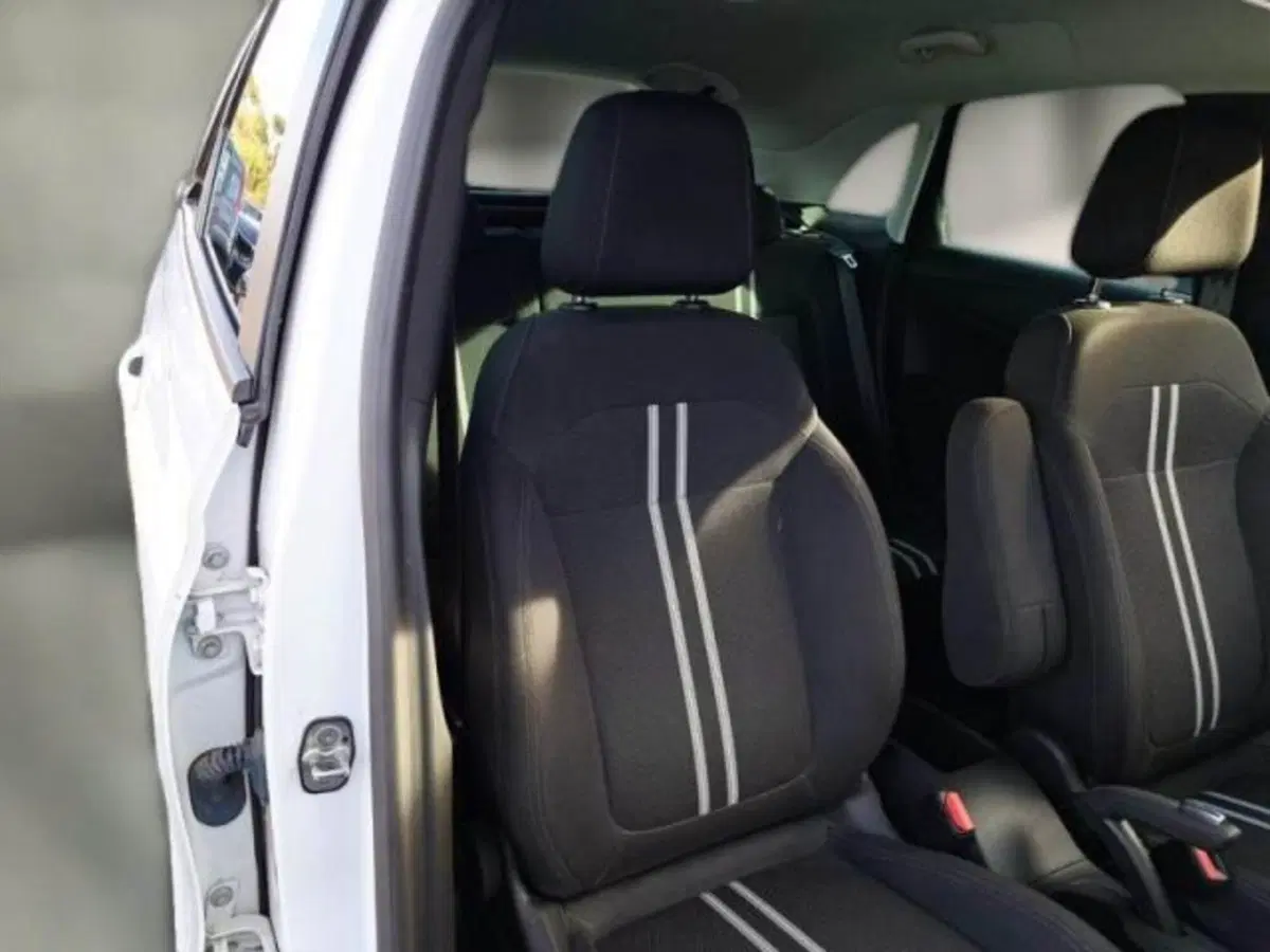 Opel Crossland usata a Catania (9)