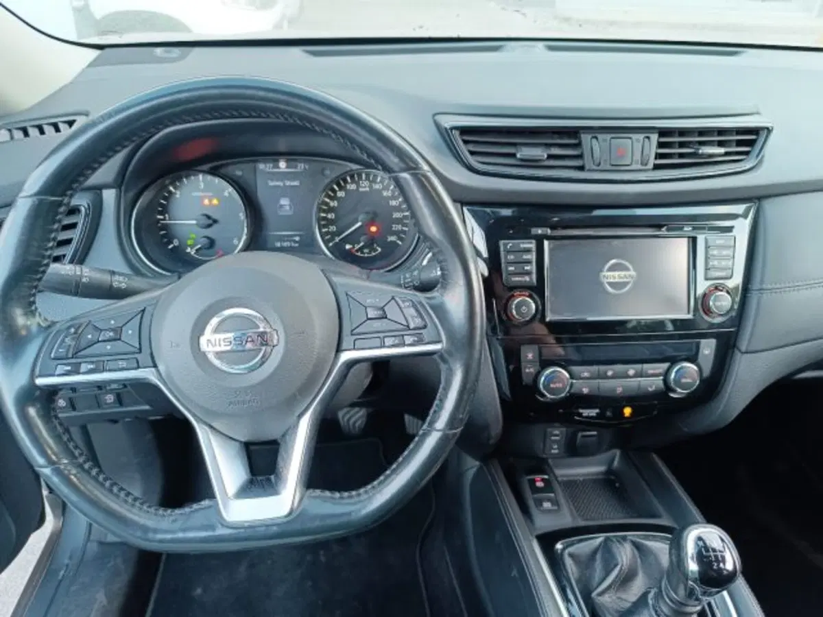 Nissan X-Trail usata a Catania (6)
