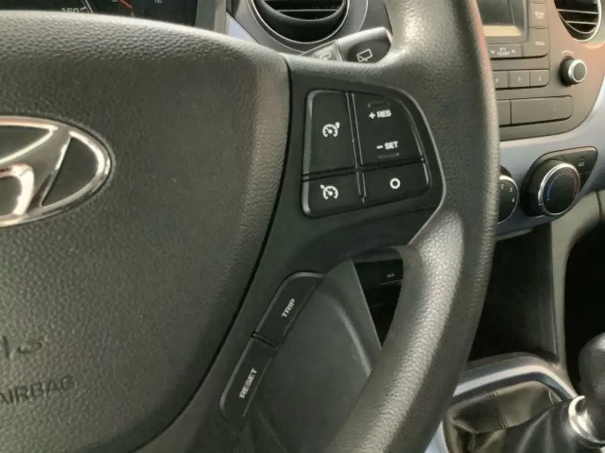 Hyundai i10 usata a Catania (19)