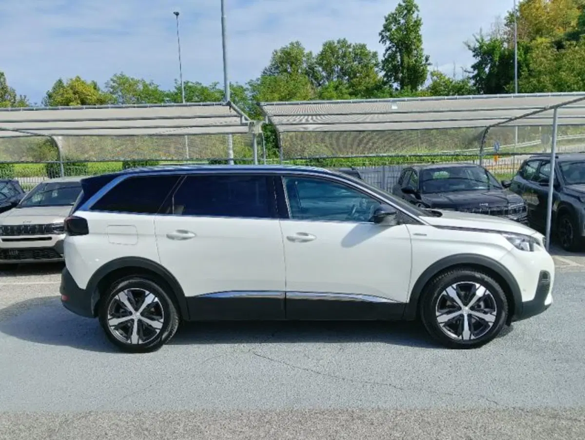 Peugeot 5008 usata a Brescia (4)