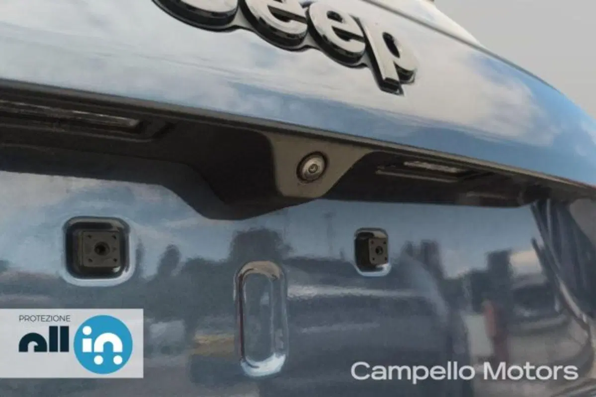 Jeep Compass nuova a Venezia (19)