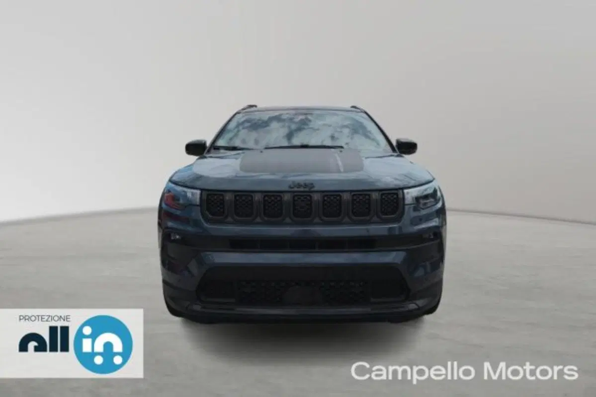 Jeep Compass nuova a Venezia (2)