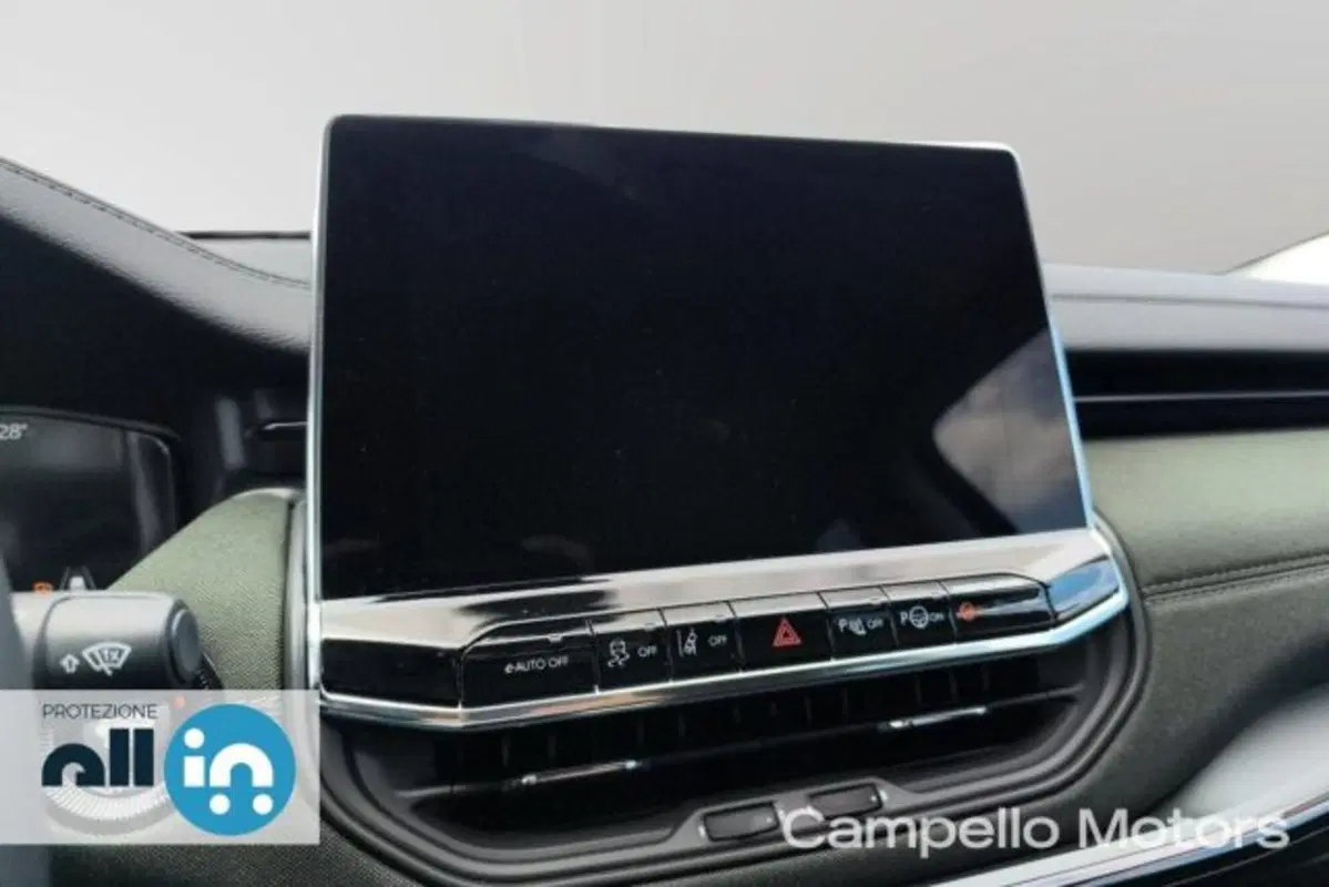 Jeep Compass nuova a Venezia (9)
