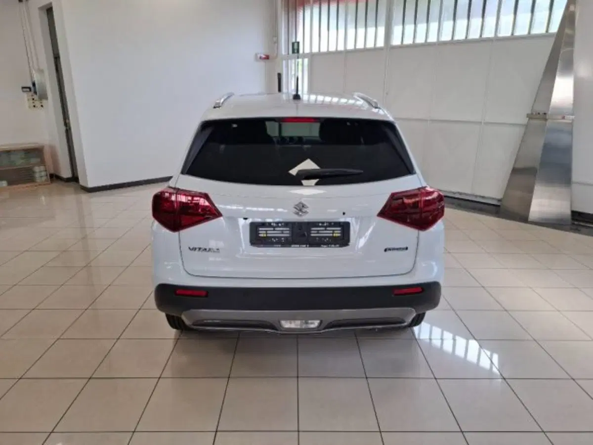 Suzuki Vitara nuova a Reggio Emilia (4)