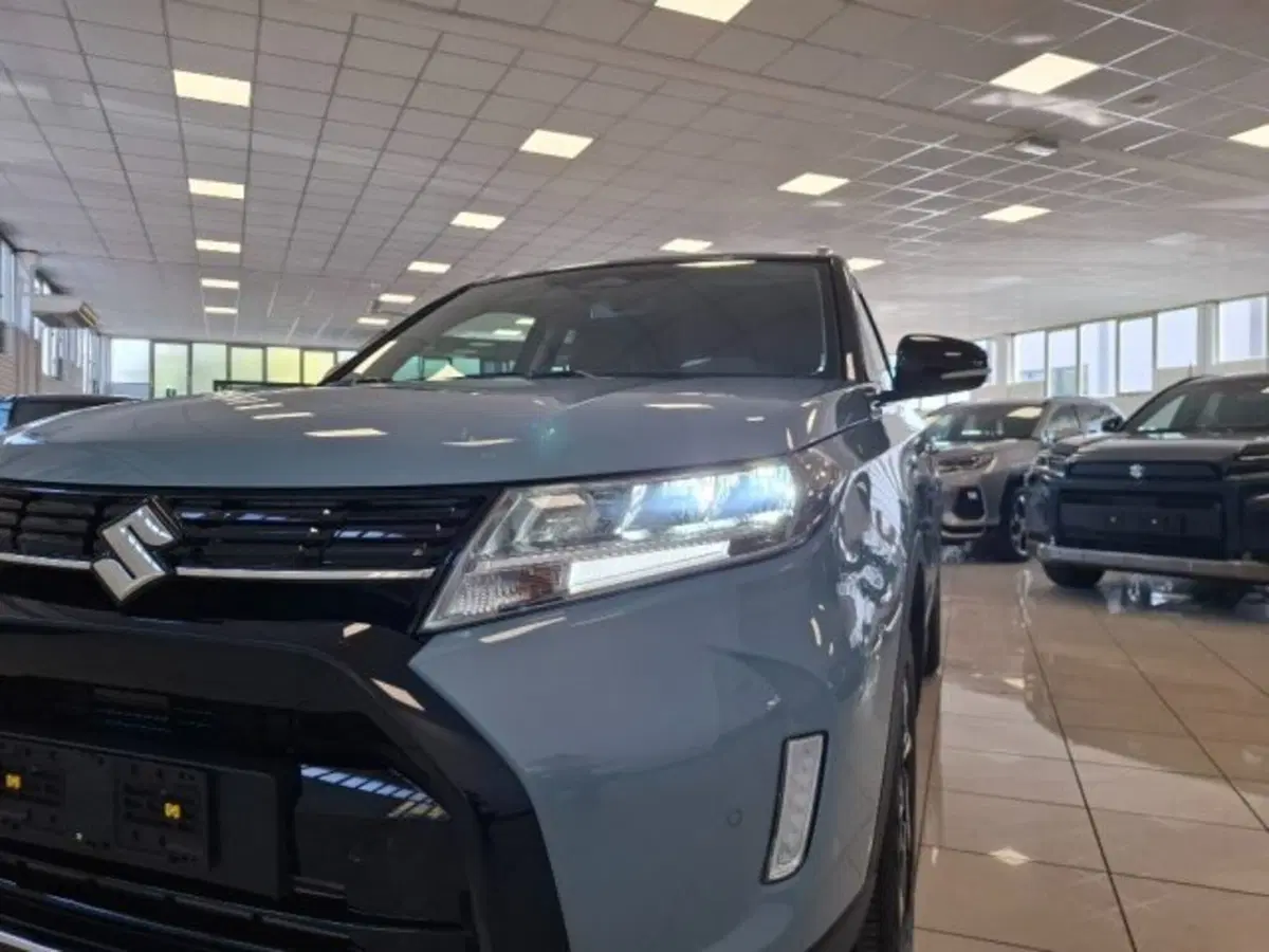 Suzuki Vitara nuova a Reggio Emilia (16)