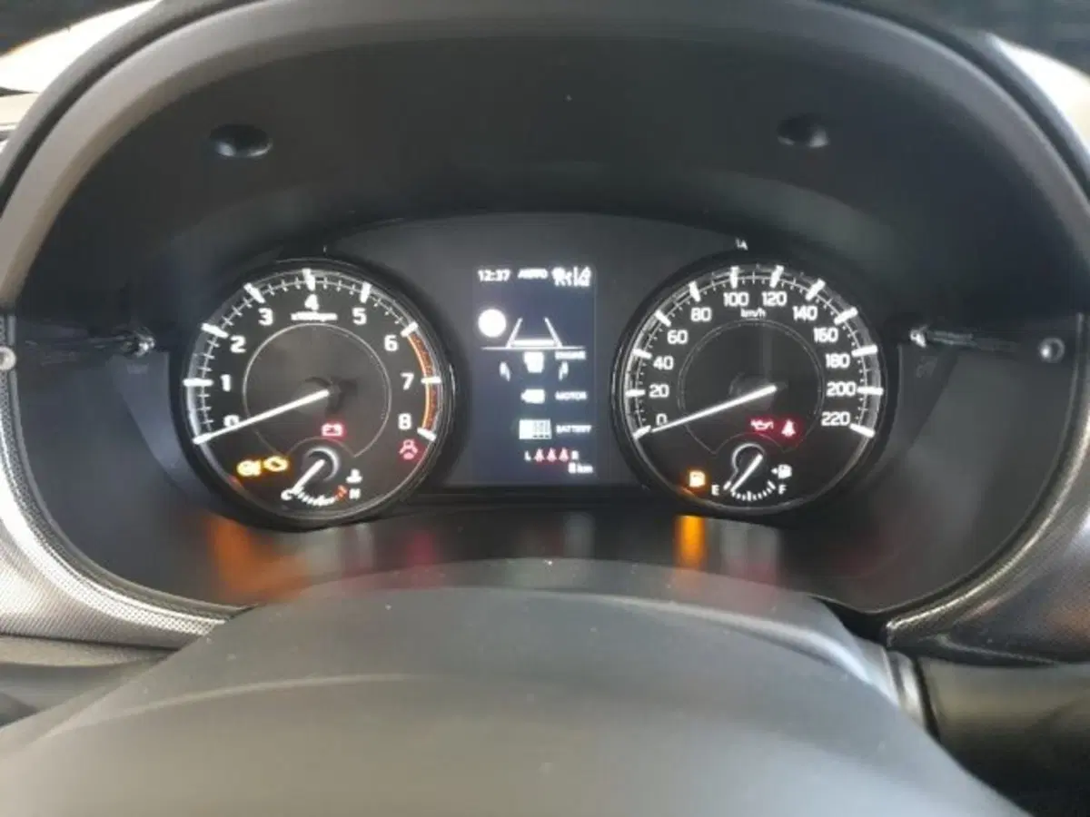 Suzuki Vitara nuova a Reggio Emilia (12)