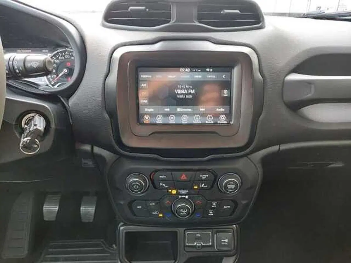 Jeep Renegade usata a Treviso (12)